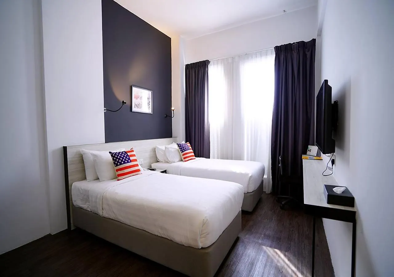 Manhattan Hotel Ipoh 3*,